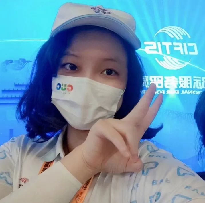 涉猎游泳